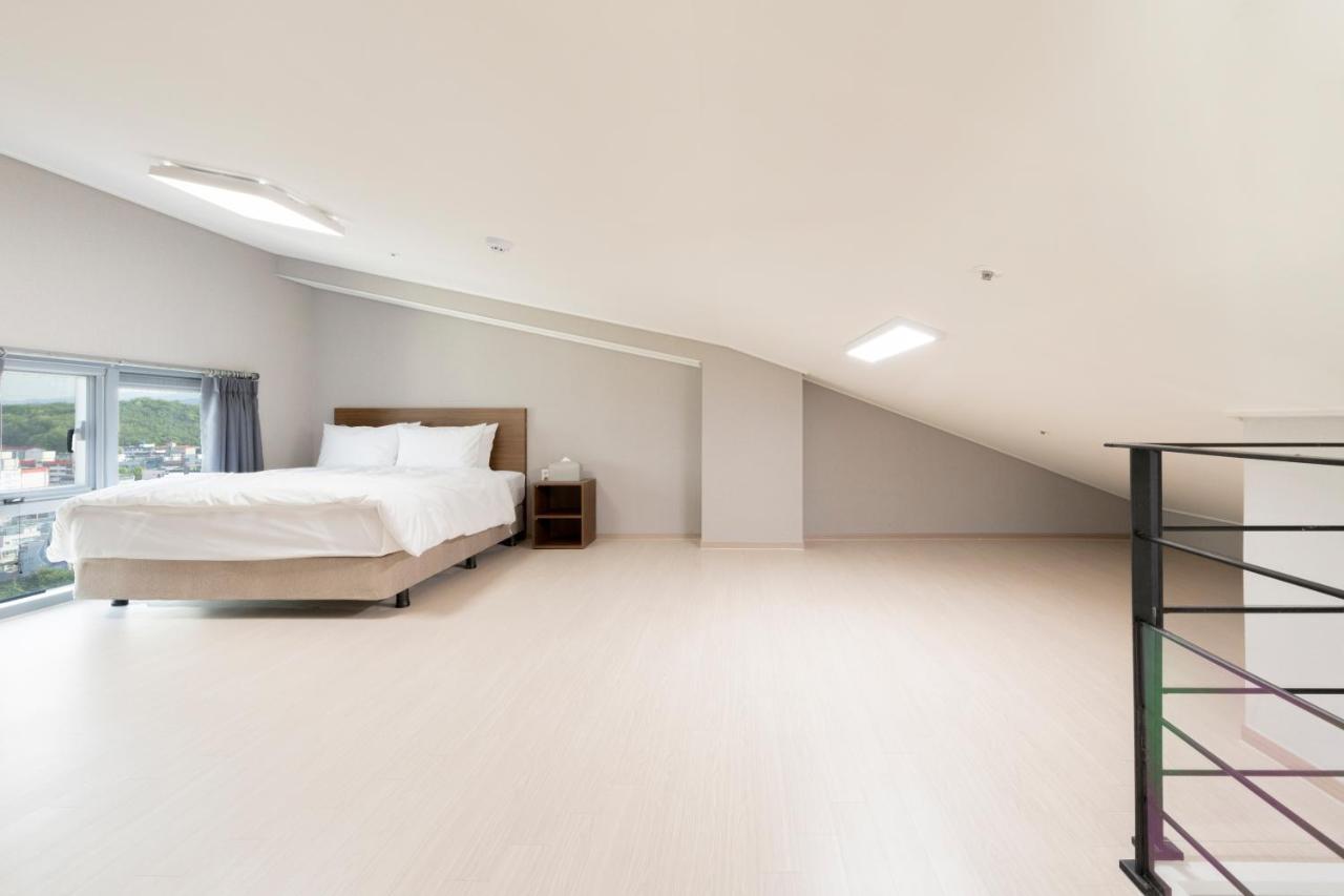 Donghae Oceancity Residence Hotel Eksteriør billede
